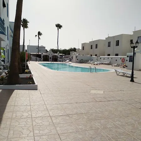 Aquazul Puerto Del Carmen 아파트